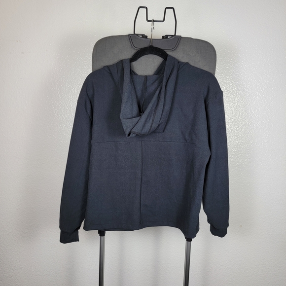 Nicole Miller Black Zip Up Hoodie With Two Front Pockets Size M - Picture 2 of 7